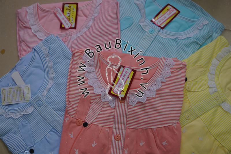 BỘ SAU SINH COTTON MỀM HÌNH THỎ PLAYBOY CỔ REN HAI CÚC