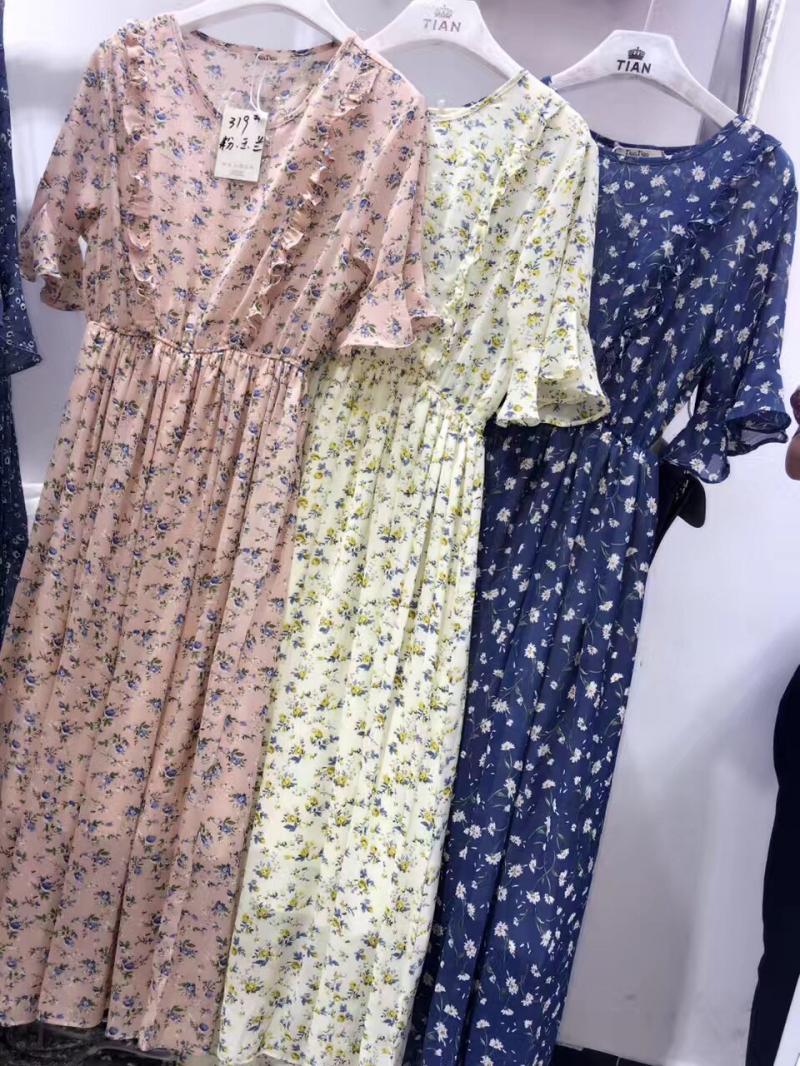 VÁY LỤA SIKL TAY LOE HOA NHỎ 319