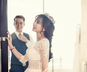 Phụ nữ là vậy, họ hy sinh và cho đi quá nhiều, cho đi đến khi chẳng còn gì để cho đi nữa .