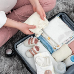 Kinh nghiệm chuẩn bị đồ đi sinh cho mẹ bầu lần đầu: Đủ – gọn – không thừa