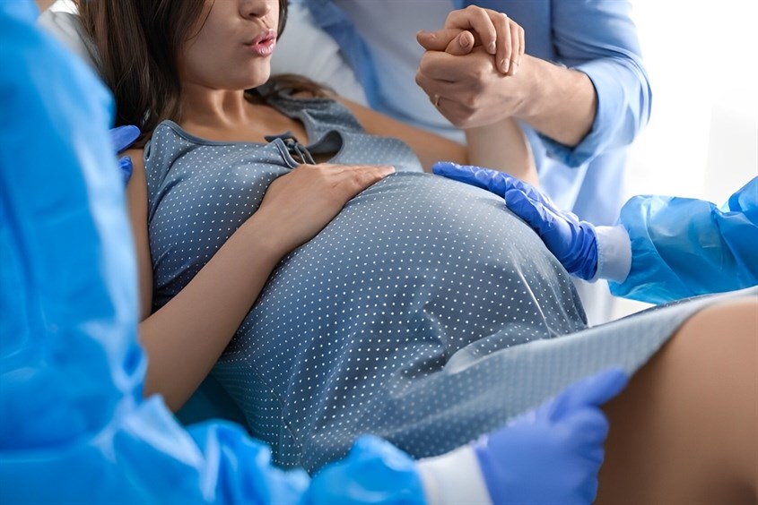 mẹ bầu sinh thường