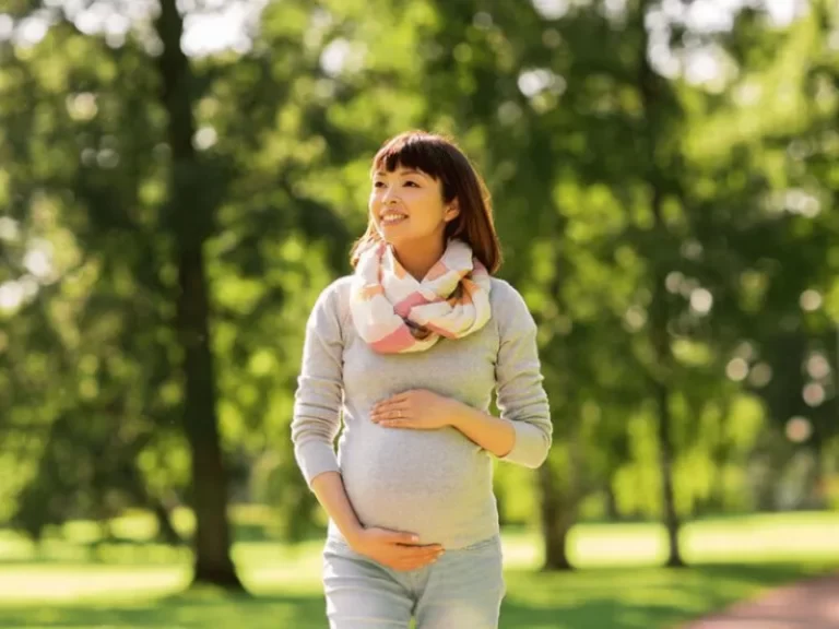 Sinh hoạt hàng ngày khi mang thai: Những điều mẹ nên và không nên làm để thai kỳ khỏe mạnh