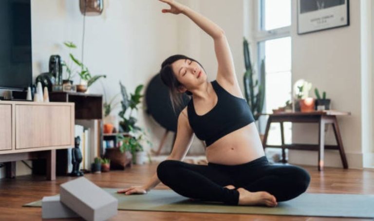 Mẹ bầu có nên tập yoga không? Những bài tập an toàn giúp mẹ khỏe – bé phát triển tốt