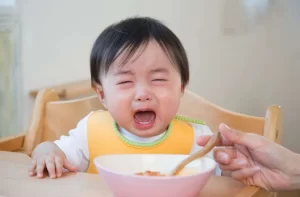 Trẻ biếng ăn phải làm sao? Cách xử lý đúng để con ăn ngon trở lại