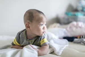 Bé sơ sinh bị ọc sữa: Nguyên nhân, cách xử lý đúng và khi nào cần đi khám