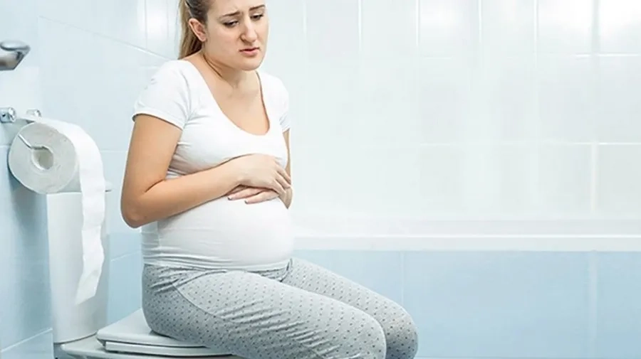 đi tiểu nhiều ở thai 38 tuần có ảnh hưởng đến nước ối không