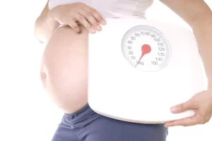 Bảng cân nặng thai nhi theo tuần: Cách theo dõi chuẩn để biết bé đang phát triển tốt