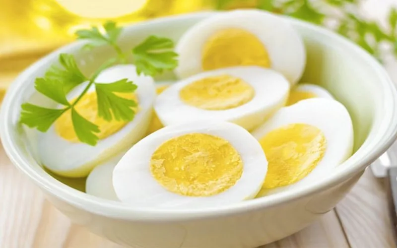 dinh dưỡng trong trứng rất tốt cho bà bầu