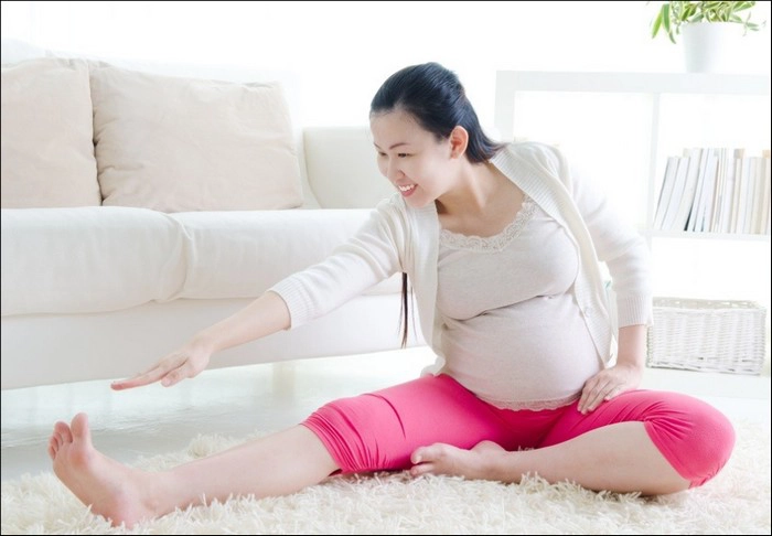 thai 30 tuần mẹ cần vận động nhẹ để cải thiện giấc ngủ